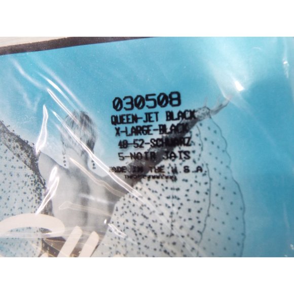 Silkies Ultra Control Top Jet Black Queen XL Pantyhose - Picture 3 of 6